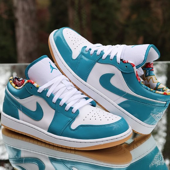 Air Jordan 1 Low Barcelona - Picture 7 of 10